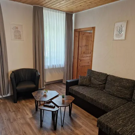 Haus Maxim コッヘム