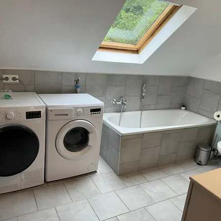 Haus Maxim アパート *